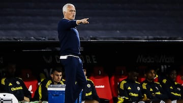 Fenerbah�e's Portuguese head coach Jose Mourinho reacts during the UEFA Champions League 3rd round first leg football match between Feyenoord (NED) and Fenerbahce (TUR) at the Feyenoord Stadium in Rotterdam on August 6, 2025. (Photo by Bart Stoutjesdijk / ANP / AFP) / Netherlands OUT