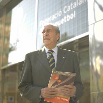 El baloncesto catalán perdió a uno de sus referentes históricos: Enric Piquet i Miquel. Primero fue jugador durante 15 años, entre 1945 y 1960, en el CE Laietà, el club decano del basket español. Y luego presidió la Federación Catalana durante 26 cursos, entre 1984 y 2010. Dijo adiós a los 92 años.