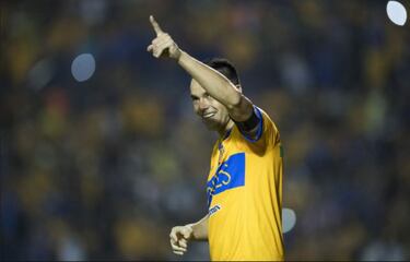 Titular indiscutible con Tigres,  ha disputado 1440 minutos en el torneo.