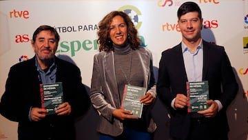 01/12/22 PRESENTACION DICCIONARIO DE FUTBOL ESPAÑOL ARABE CON LUIS GARCIA MONTERO DIRECTOR INSTITUTO CERVANTES IRENE LOZANO DIRECTORA GENERAL CASA ARABE Y MARCO DE SANTIS MANAGER DE LA REGION MENA DE LALIGA
