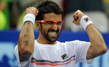 Triunfos de Tsonga, Murray y Tipsarevic y sanción para Savic