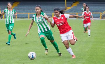 Con gol de Lorena Bedoya y doblete de Estefanía González, Atlético Nacional venció 3-2 a Santa Fe y accede a la final de la Liga Águila Femenina.