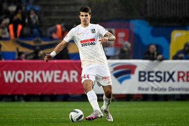 Nuevo club: Tottenham Hotspur | Valor de mercado: 10 millones de euros | Coste del fichaje: 11 millones de euros.