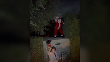 Jugó en la Roja y ahora sorprendió al disfrazarse de Viejo Pascuero en Navidad: así reaccionaron los niños