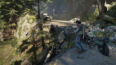 Deacon y su moto, inseparables.