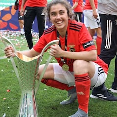 La española Pauleta, campeona de la liga con el Benfica
