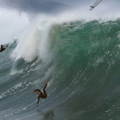 Así ha sido el paso de La Bomba por la orillera más peligrosa de California