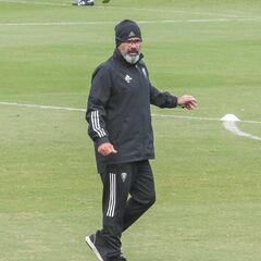 Cervera: "Habrá cambios en el equipo frente al Betis"