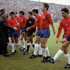 El conflicto entre los jugadores de la U, la UC y Colo Colo que dividió a la Roja el 66