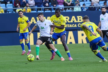 Aprobados y suspensos del Cádiz: del todo a nada y una nueva derrota en casa