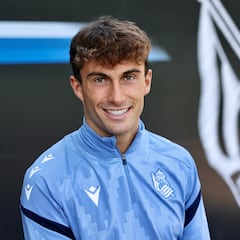 Mikel Goti: “Me gusta mucho la relación humana que hay en la Real Sociedad”