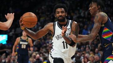 Kyrie estuvo solo en Denver y los Nets, que sumaron su octava derrota seguida, están en puestos de play-in. Harden, otra vez, no se sentó en el banquillo. Nash niega el traspaso.