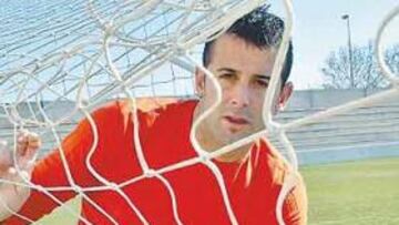 <b>PASO ADELANTE. </b>El portero del Betis Toni Doblas continúa consolidándose como un fijo en el equipo.