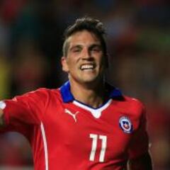 Mark revive con un 'doblete' y levanta a Chile ante EE.UU.