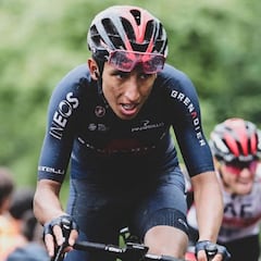 Egan Bernal, operado con éxito de la columna cervical