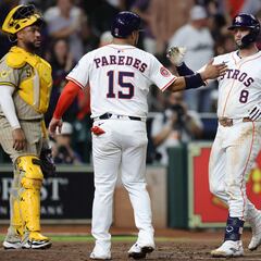 Houston Astros remontan para vencer a San Diego Padres