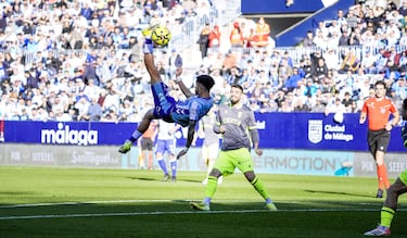 El Málaga de Funes sigue imparable y frena al Superferry