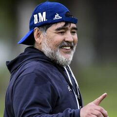 Maradona: Argentinos ofrecemos disculpas por inmadurez de Servio
