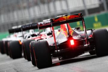 Daniil Kvyat del equipo Red Bull Racing durante la clasificación del GP de Australia instantes antes de comenzar la carrera.