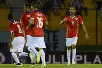 La celebración de Chile tras el golazo de tiro libre.