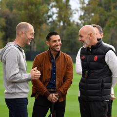 Gregg Berhalter, técnico de Estados Unidos, presente en el entrenamiento de AC Milan