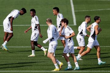 Los jugadores entrenan en Valdebebas.