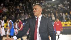 13/10/21  PARTIDO BALONCESTO BASKET 
 EUROLEAGUE REGULAR SEASON ROUND 03 
 BARCELONA - OLYMPIACOS PIREO 
 SARUNAS JASIKEVICIUS *** Local Caption ***  