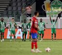 El Rangers tropieza en Chipre y abre el grupo del Betis