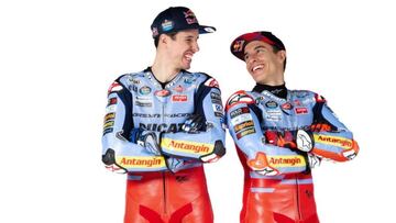 Álex y Marc Márquez, como pilotos del equipo Gresini.