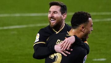 Koeman recupera efectivos: Dest, Riqui Puig y Mingueza se reincorporan