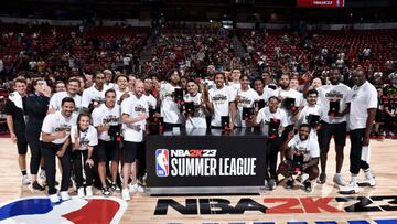 LAS VEGAS, NV - JULY 17: The Portland Trail Blazers pose for a photo with the 2022 Summer League trophy and rings after defeating the New York Knicks during the 2022 Las Vegas Summer League on July 17, 2022 at the Thomas & Mack Center in Las Vegas, Nevada NOTE TO USER: User expressly acknowledges and agrees that, by downloading and/or using this Photograph, user is consenting to the terms and conditions of the Getty Images License Agreement. Mandatory Copyright Notice: Copyright 2022 NBAE (Photo by David Dow/NBAE via Getty Images)
