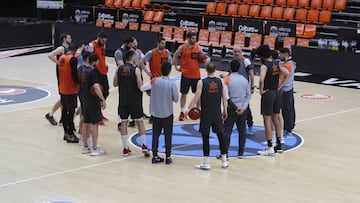 08/04/19
 ENTRENAMIENTO VALENCIA BASKET -  GRUPO CIRCULO CENTRAL