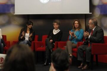 El Foro 2014 AS dedicó su espacio a la mujer, como homenaje al día de la Mujer Trabajadora que se celebra el próximo sábado. Para la ocasión cuatro destacadas representantes del mundo del deporte, la empresa y la política: Ana Muñoz, directora del Consejo Superior de Deportes; María Fanjul, directora ejecutiva de Entradas.com; Amaya Valdemoro, exjugadora de baloncesto y considerada la mejor española de la historia, y Amanda Sampedro, jugadora del Atlético Féminas y de la selección absoluta de fútbol.