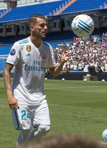 Las mejores imágenes de la presentación de Dani Ceballos