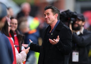 El actor y copropietario del Wrexham, Rob McElhenney, antes del partido.