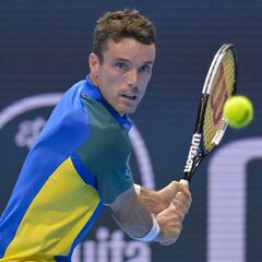 Resumen, resultado y ganador del Bautista - Rune: semifinal del ATP 500 de Basilea