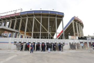 Colas infinitas de los seguidores del San Lorenzo para ver la Gran Final