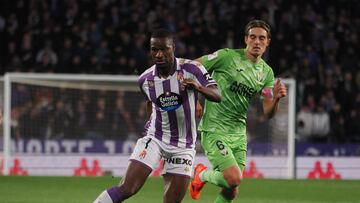 17/11/23 PARTIDO SEGUNDA DIVISION
VALLADOLID - LEGANES
MAMADOU SYLLA SERGIO GONZALEZ