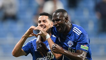 ISTANBUL, TURKIYE - SEPTEMBER 21: Haris Hajradinovic (L) of Kasimpasa celebrates after scoring a goal during the Turkish Super Lig week six match between Kasimpasa and Fenerbahce at Recep Tayyip Erdogan Stadium in Istanbul, Turkiye, on September 21, 2025 (Photo by Oguz Yeter/Anadolu via Getty Images)