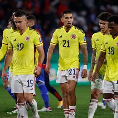 Colombia resiste y se lleva el punto de Santiago