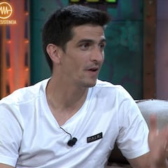 Gerard Moreno venga a Dani Parejo rajando el sofá de 'La Resistencia': "Para compensar"