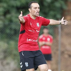 José Luis Oltra: "Espero que más que palabras, se vean hechos"