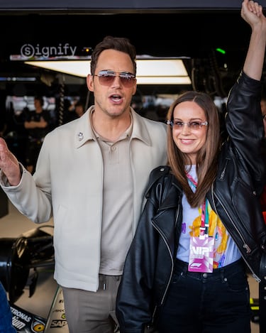 Chris Pratt y Brie Larson durante el Gran Premio de Japón de la Fórmula 1.