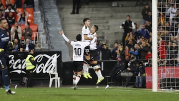30/11/19 PARTIDO PRIMERA DIVISION
VALENCIA CF - VILLARREAL CF
RODRIGO MORENO GOL 1-0 ALEGRIA
MAXI GOMEZ
PAREJO