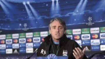 El entrenador del Manchester City, Roberto Mancini, durante la rueda de prensa celebrada en el campo de entrenamiento de Carrington en Manchester, Reino Unido, el lunes 5 de noviembre de 2012.