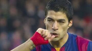 Luis Suárez celebra su primer gol en Liga ante el Córdoba