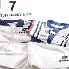 Boris Becker pone a la venta sus trofeos para pagar sus deudas