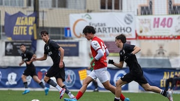 Nació en Australia, tiene padre chileno y quiere jugar en la Roja