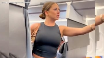 Nuevo video de la mujer por el avión "No real" y su comportamiento antes del suceso viral