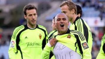 <b>ORGULLO CHILENO. </b>Suazo envía fuerza a su Chile natal tras marcar uno de sus dos goles en Getafe.